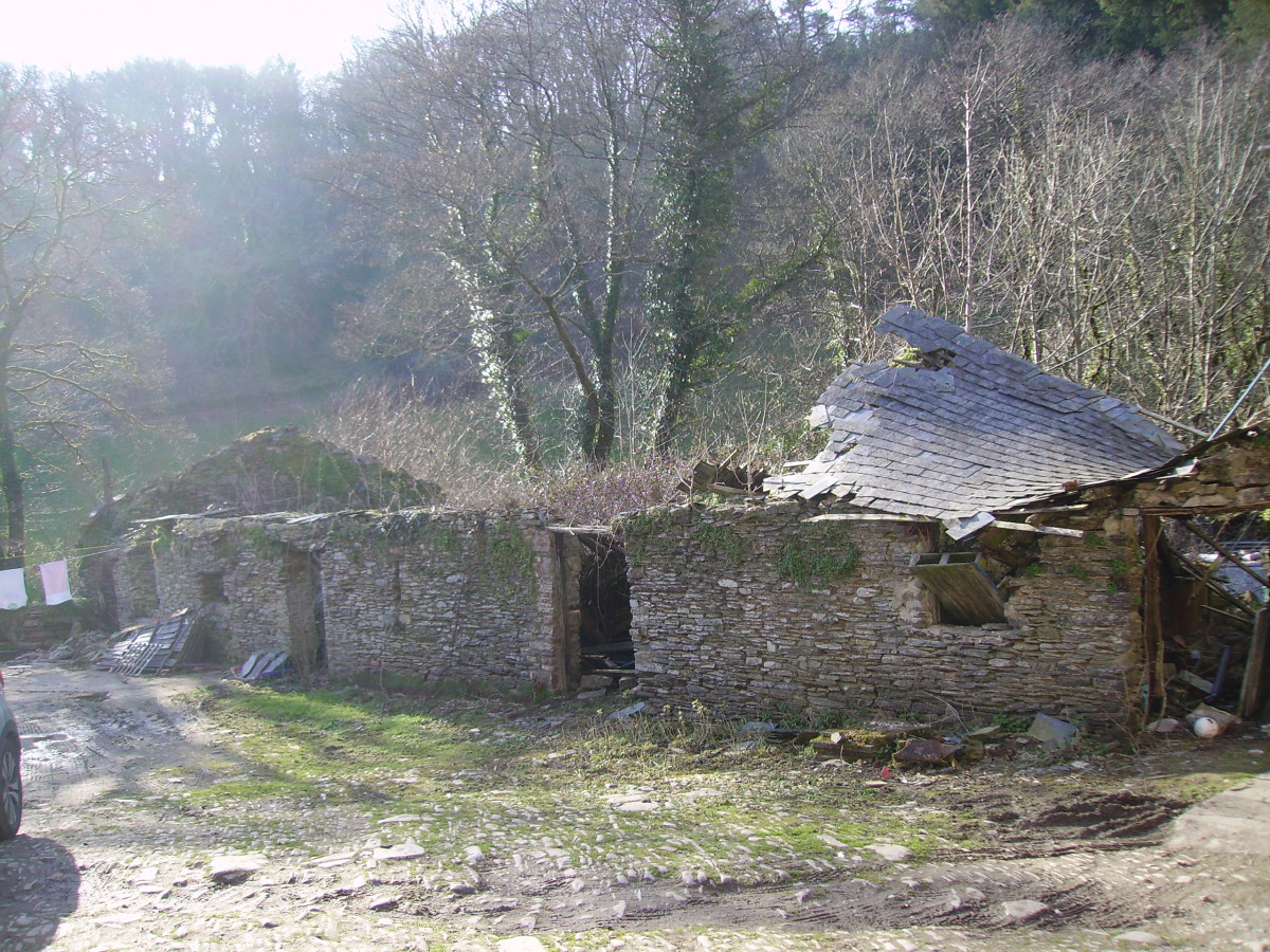Repair and restoration of original farm buildings